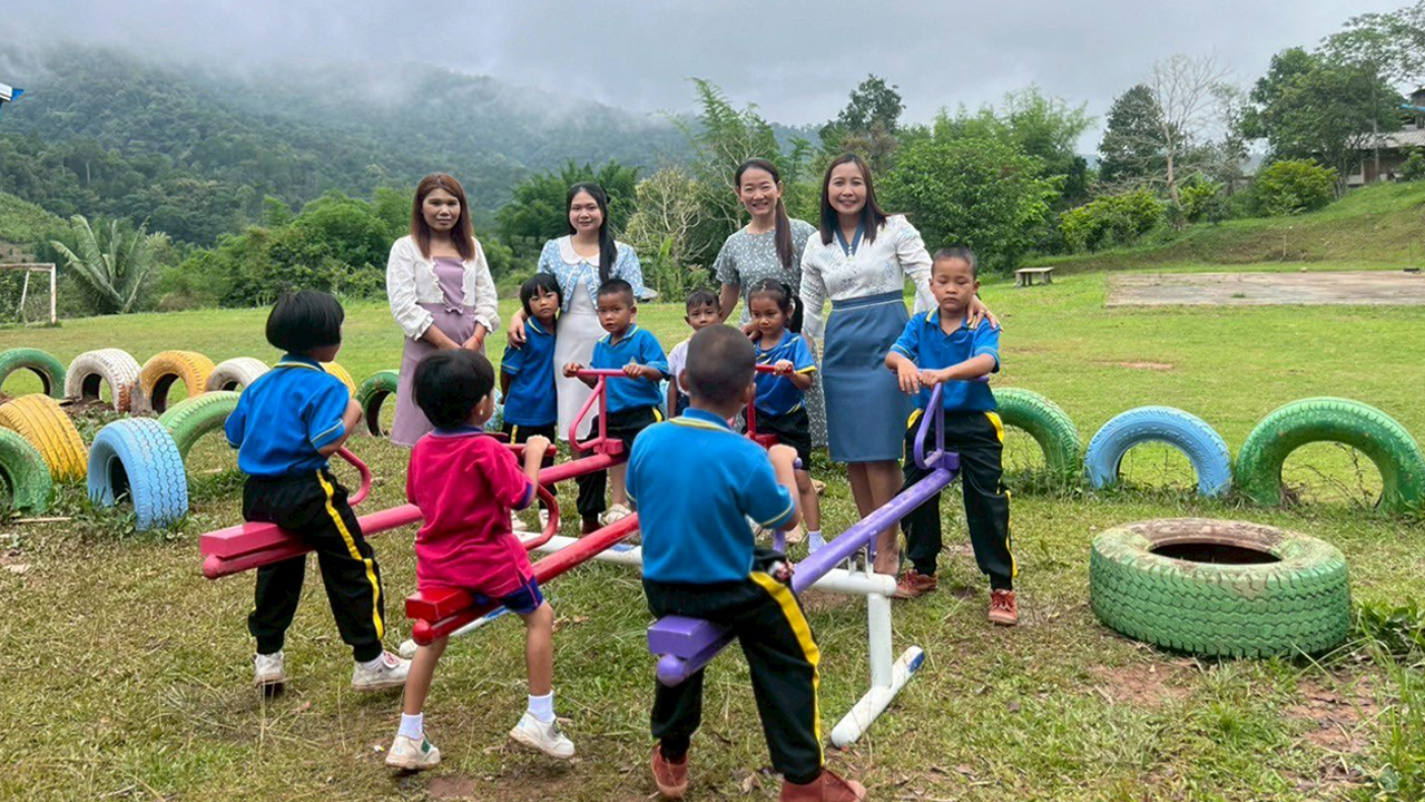 ไทยพีบีเอส จัด “สถานีประชาชนสัญจร เพื่อน้องที่ห่างไกล” ณ โรงเรียนบ้านนาบง จ.น่าน