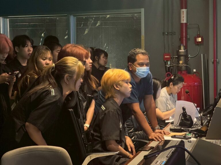 ไทยพีบีเอสให้การต้อนรับคณะศึกษาดูงานจากคณะบริหารธุรกิจและนิเทศศาสตร์ ม.พะเยา