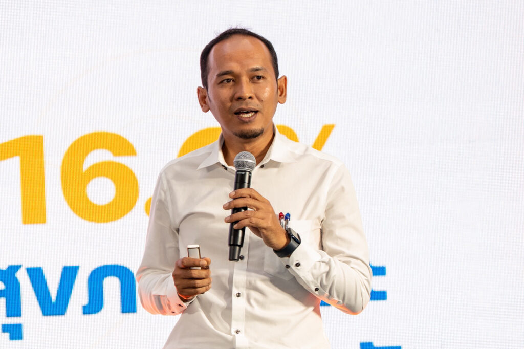 เอกรินทร์ ต่วนศิริ