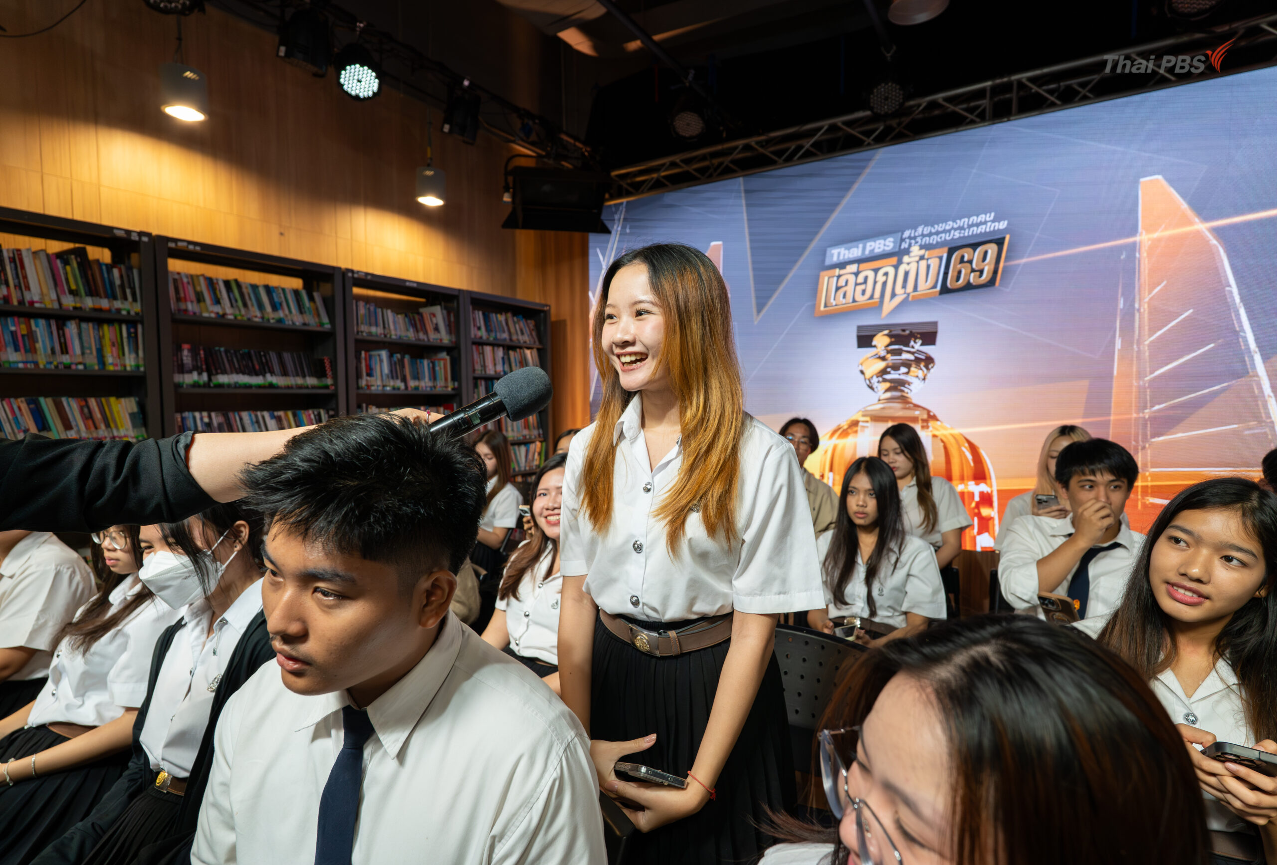 เยี่ยมชมลาดกระบัง-31