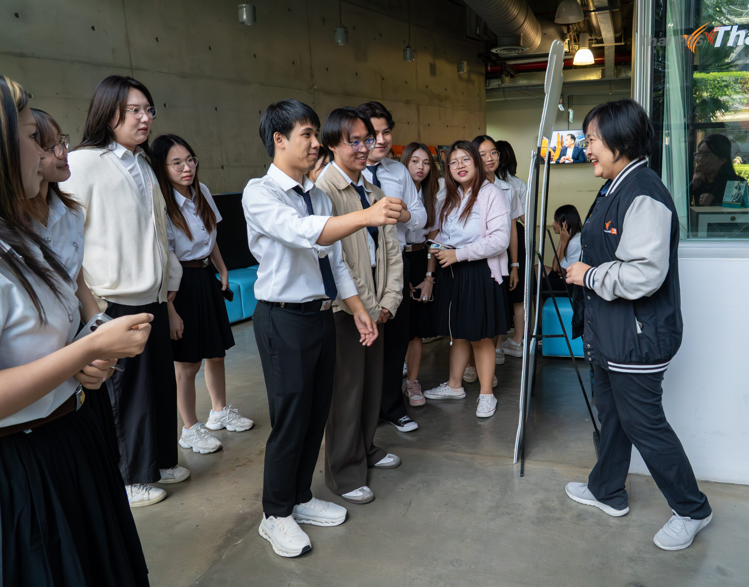 เยี่ยมชมลาดกระบัง-76