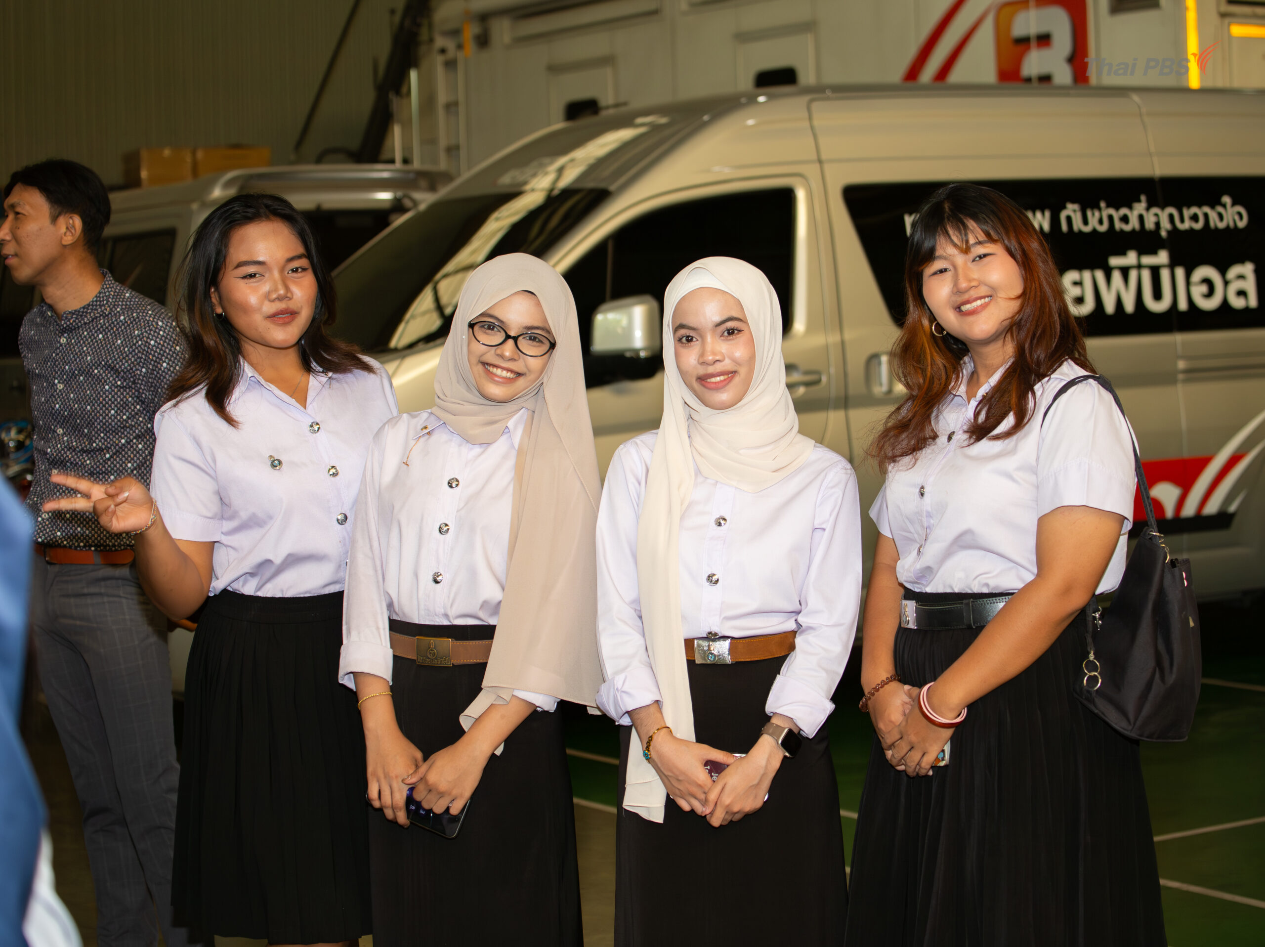 เยี่ยมชม ม.ทักษิณ-54