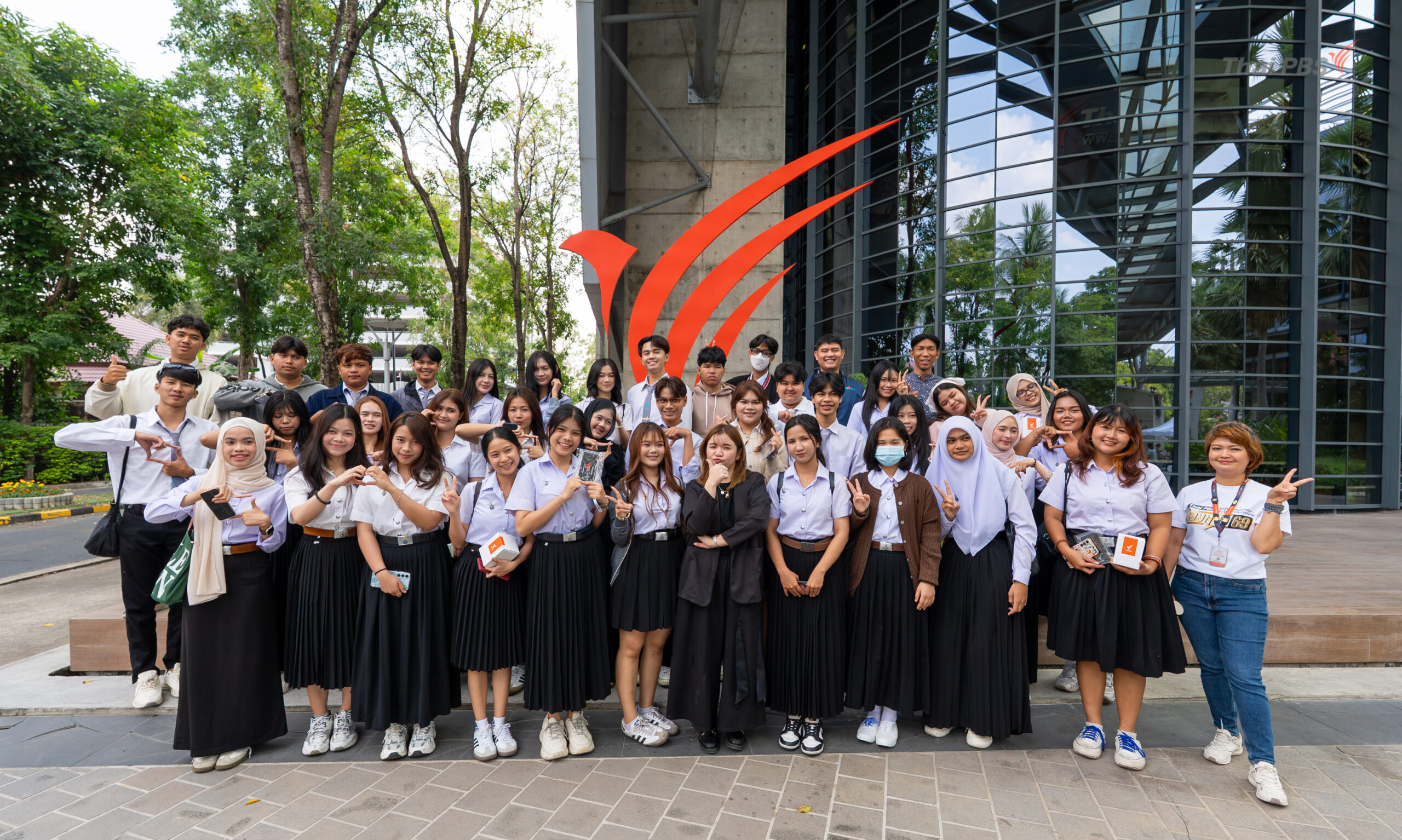 เยี่ยมชม ม.ทักษิณ-58