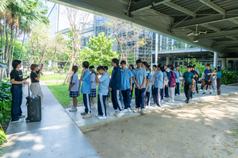 นักเรียนสารสาสน์วิเทศร่มเกล้า ศึกษาดูงานไทยพีบีเอส เรียนรู้เบื้องหลังสื่อและนวัตกรรม AI