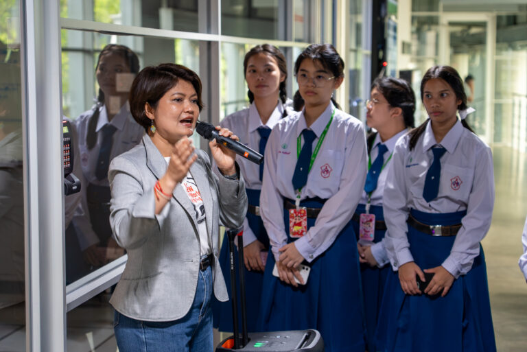 โรงเรียนอัสสัมชัญคอนแวนต์ เรียนรู้บทบาทของสื่อสารมวลชน และการปรับตัวของสื่อในยุคดิจิทัล